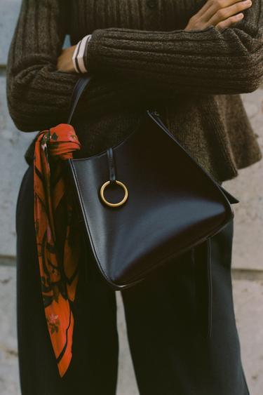MINI SAC SEAU AVEC ANNEAU MÉTALLIQUE - Bordeaux de Zara - Image 1