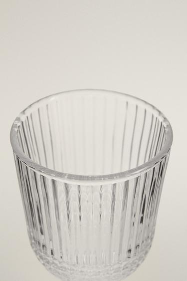 WINE GLASS WITH RAISED GEOMETRIC DESIGN - Transparent by Zara - Image 1