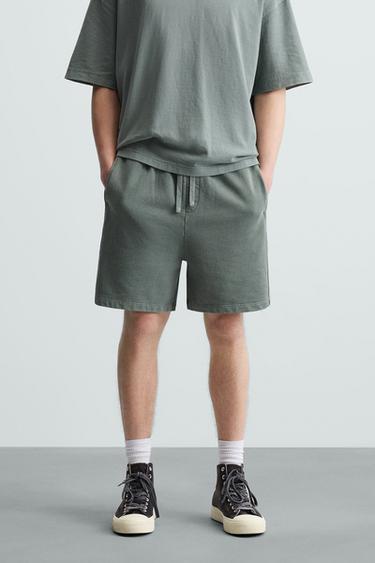 Zara WASHED JOGGER SHORTS - Washed green
