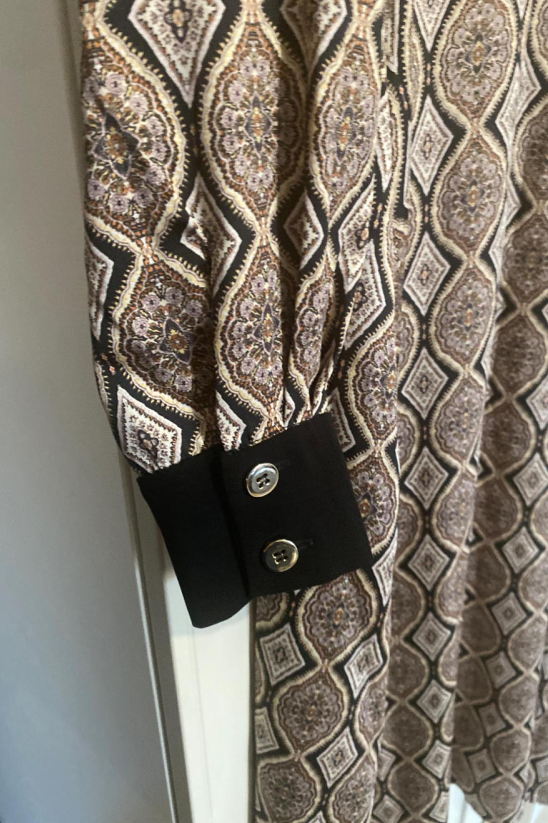 CONTRASTING SHIRT DRESS - Image 4