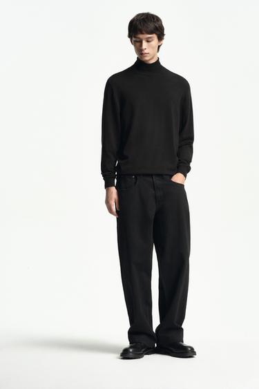 BASIC HIGH NECK SWEATER - Black by Zara