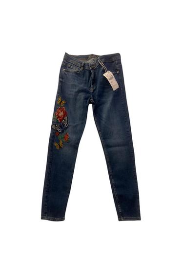ZARA DARK BLUE DENIM JEAN WITH FLORAL BUTTERFLY EMBROIDERY ON THE RIGHT PANT LEG
