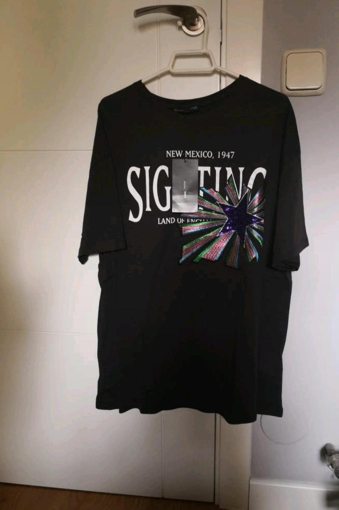 EMBROIDERED T-SHIRT WITH SEQUINS