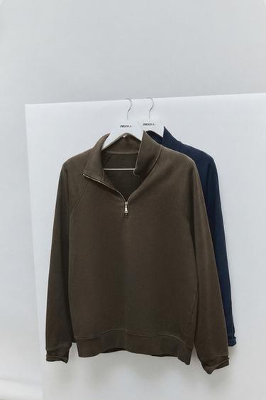SWEATSHIRT LAVADA GOLA FECHO DE CORRER - Castanho-escuro da Zara