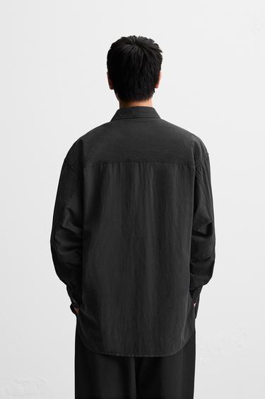 CHEMISE FLUIDE À POCHES UTILITAIRES - Noir de Zara - Image 2
