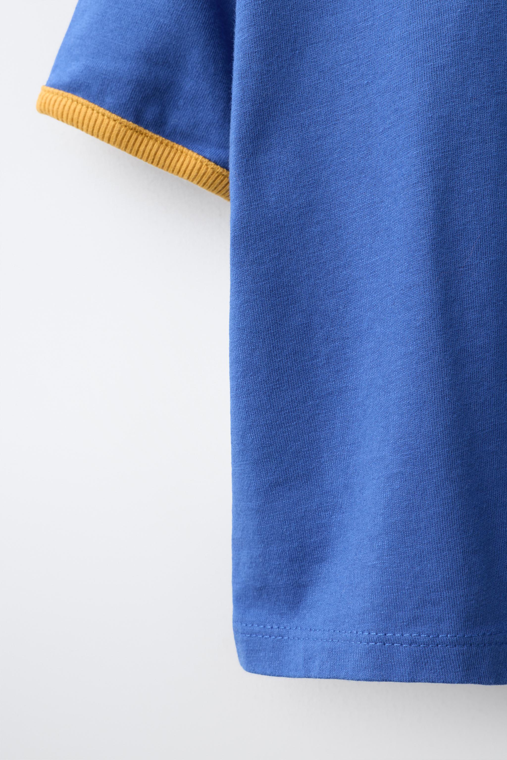 T-SHIRT À LISERÉS EN CONTRASTE FRUIT OF THE LOOM™