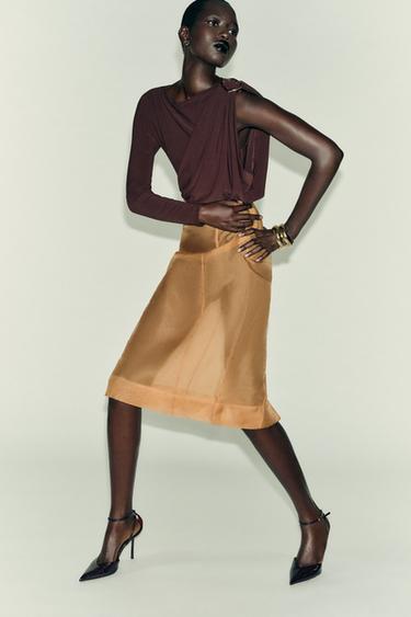 BODY FLUIDE AVEC FERMOIR - Marron foncé de Zara - Image 2