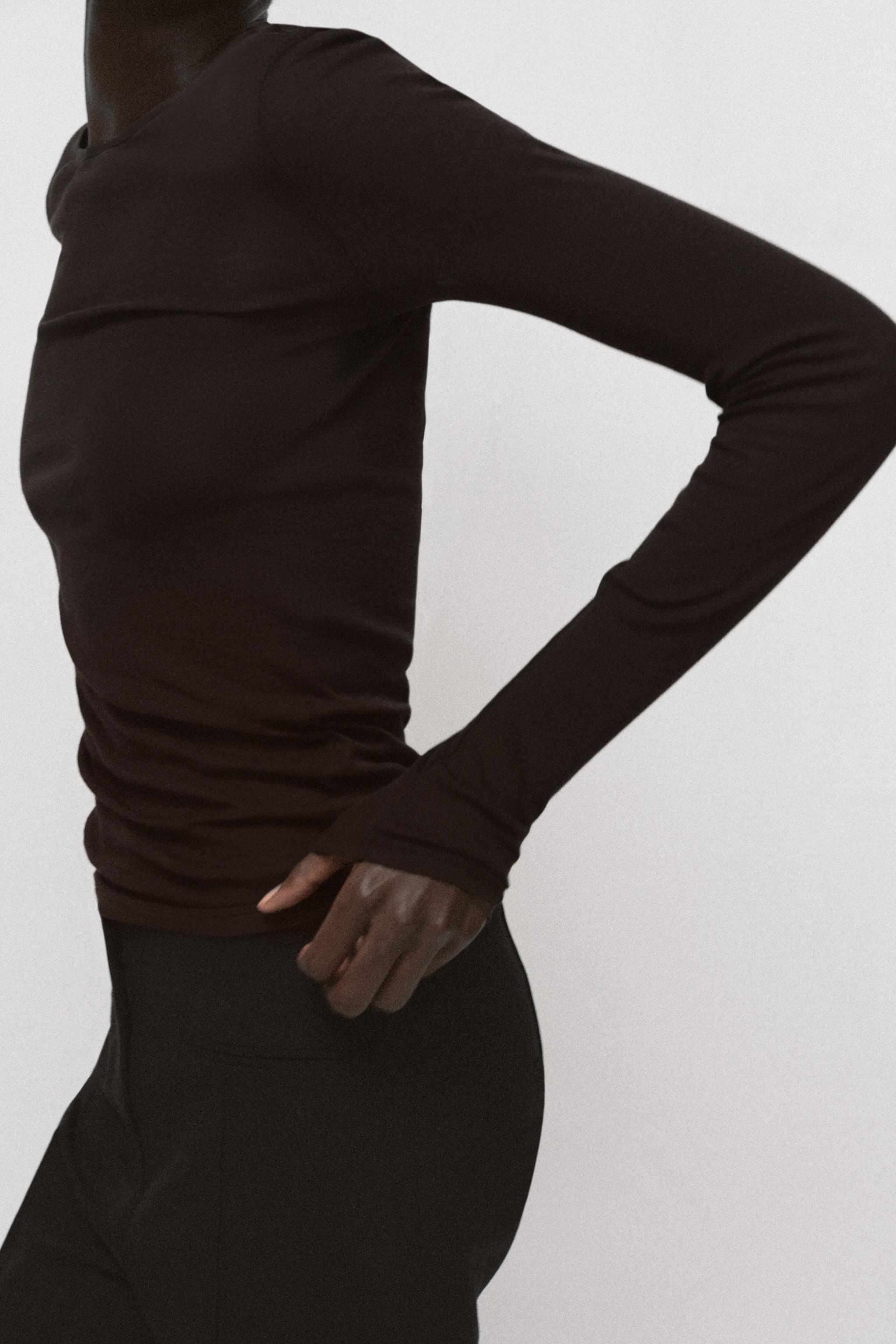 SUPIMA® LONG SLEEVE T-SHIRT - Chocolate | ZARA Canada