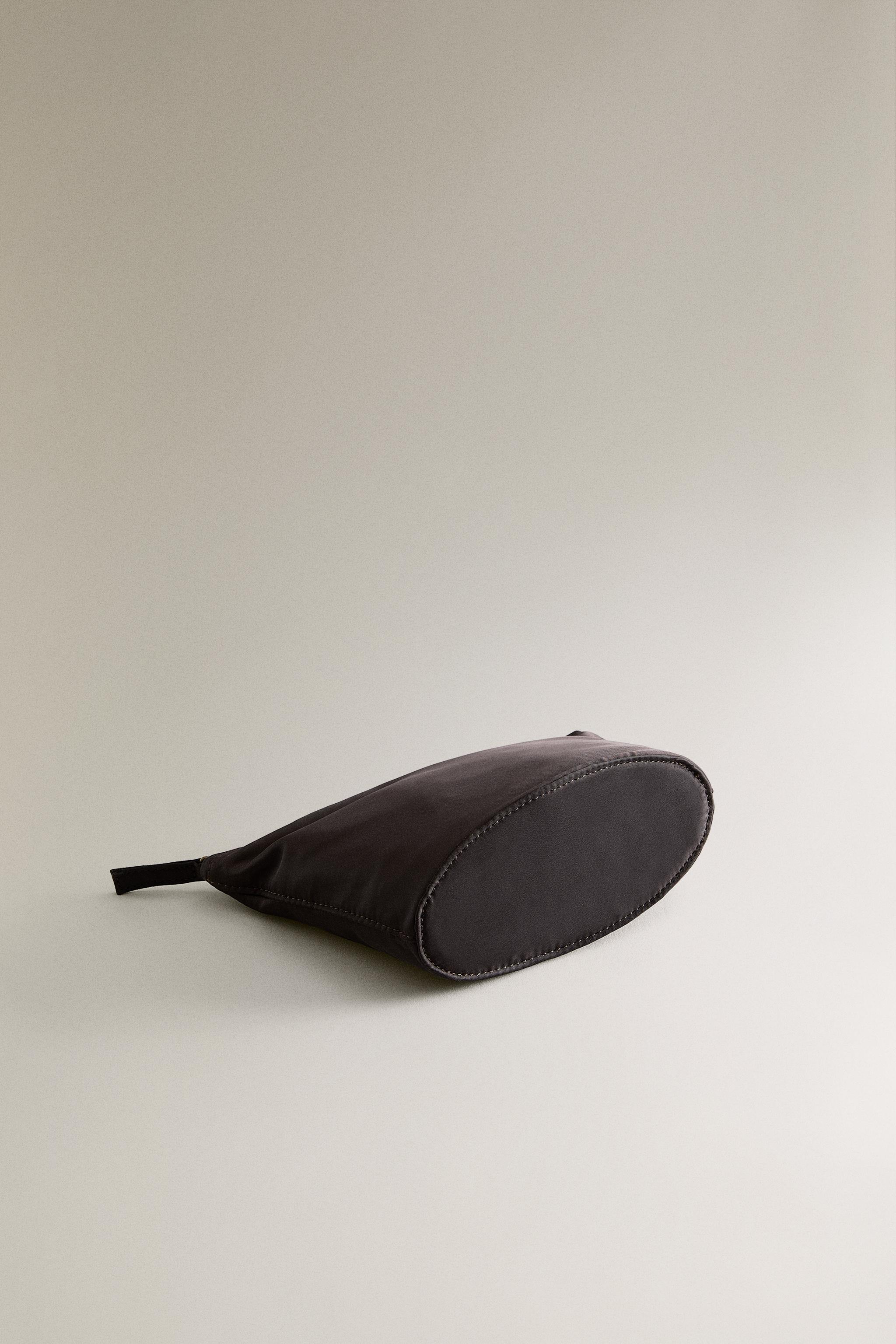 TROUSSE DE TOILETTE SATIN