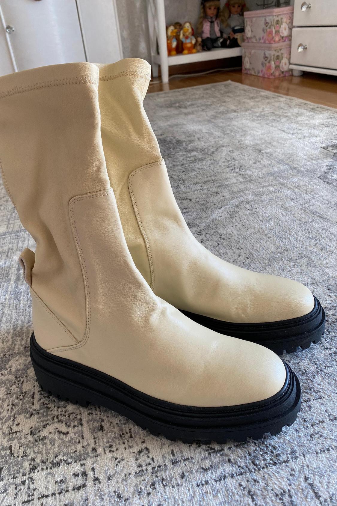 ANKLE LEATHER BOOTS - Image 3