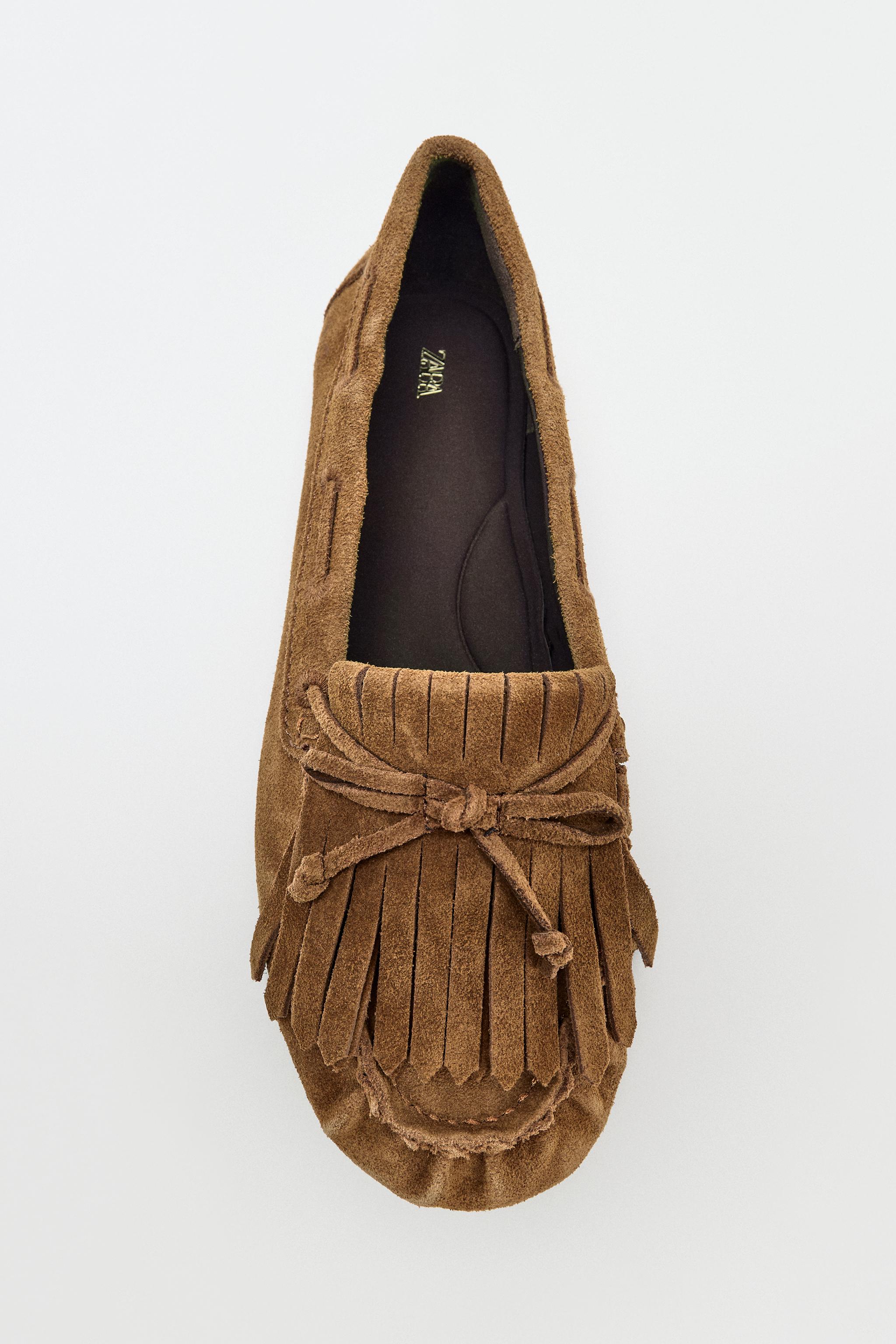 SPLIT SUEDE FRINGED FLAT LOAFERS