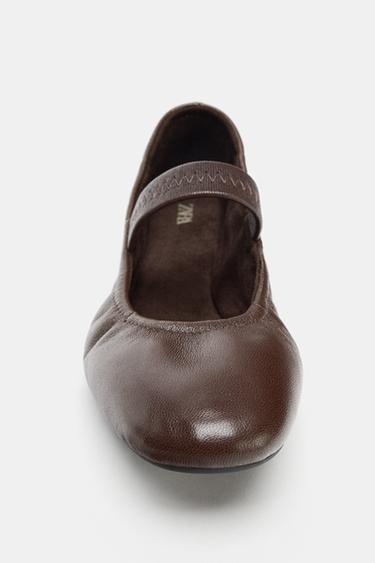 LEATHER BALLERINAS WITH ELASTIC STRAP - Brown by Zara - Image 3