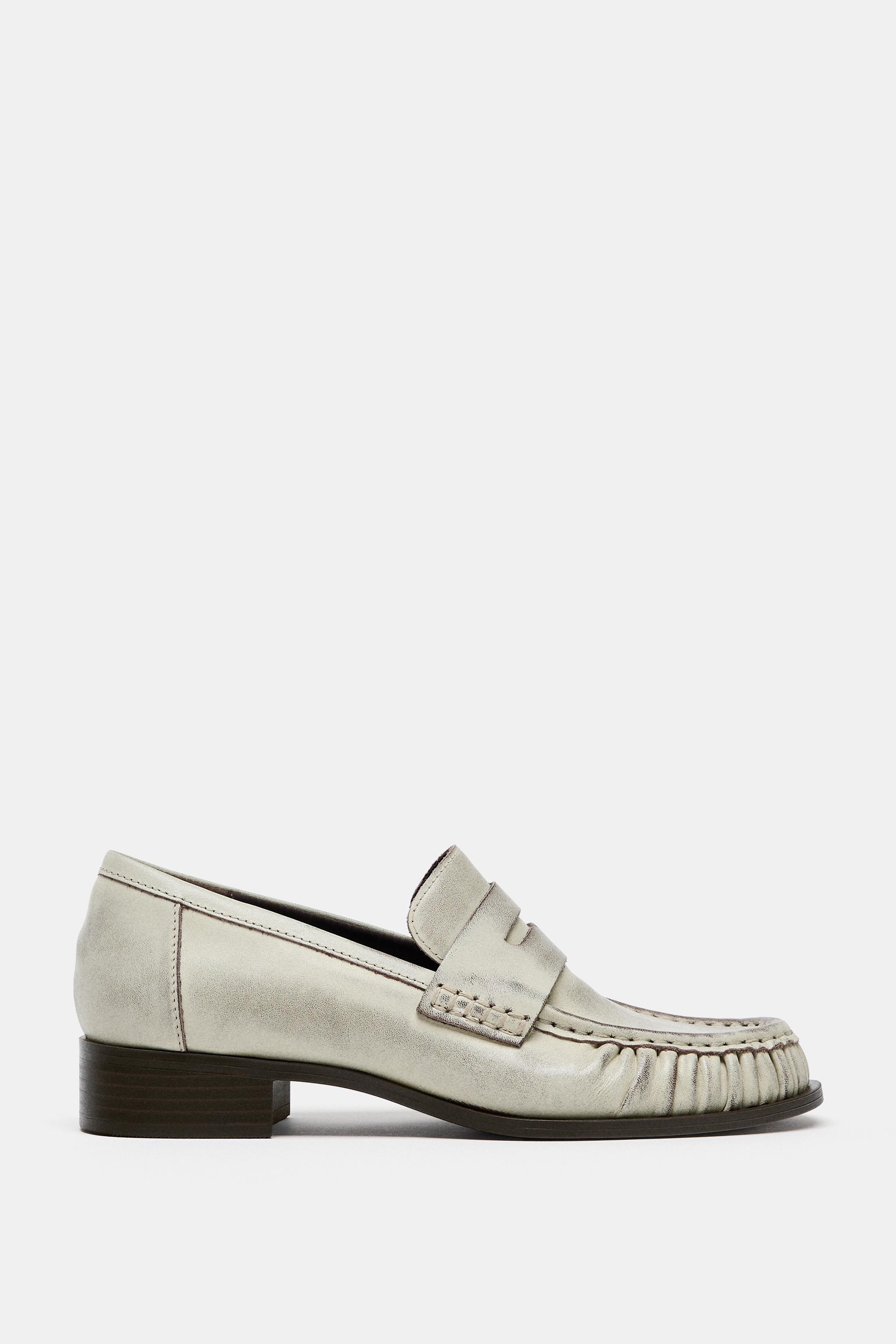 MOCASSINS EN CUIR FRONCÉS
