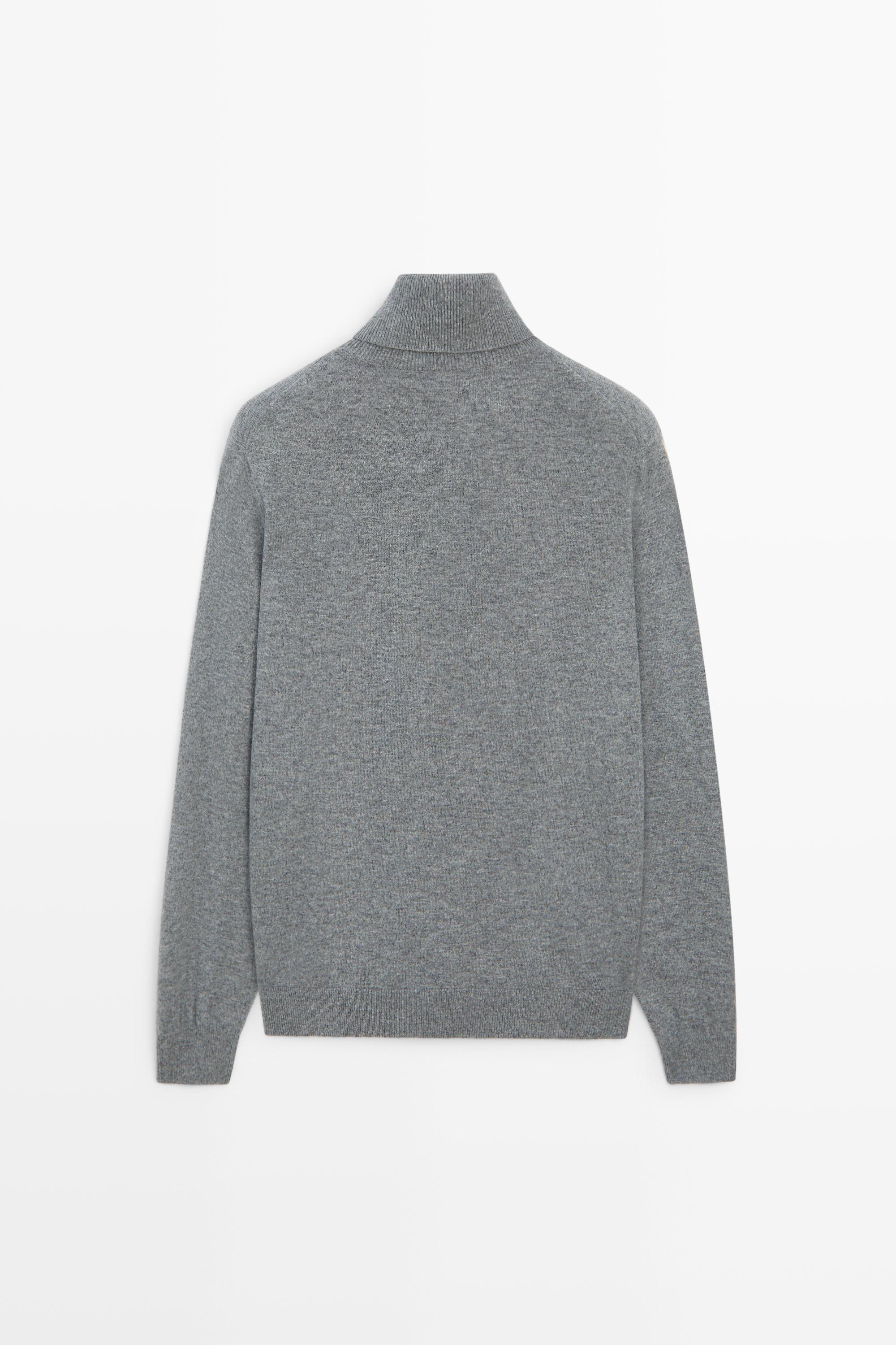 100% wool knit turtleneck sweater