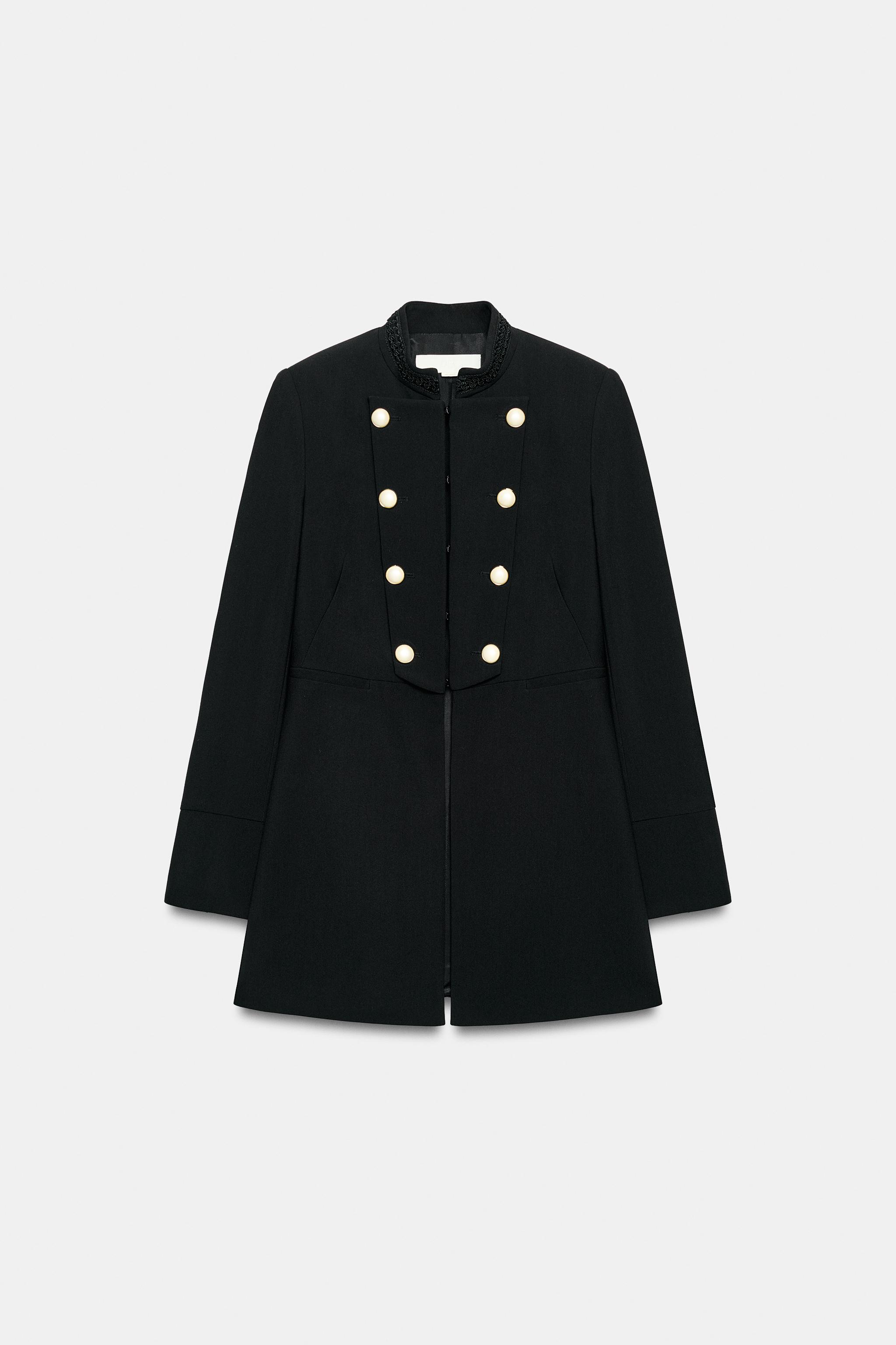 MANTEAU CINTRÉ À BOUTONS