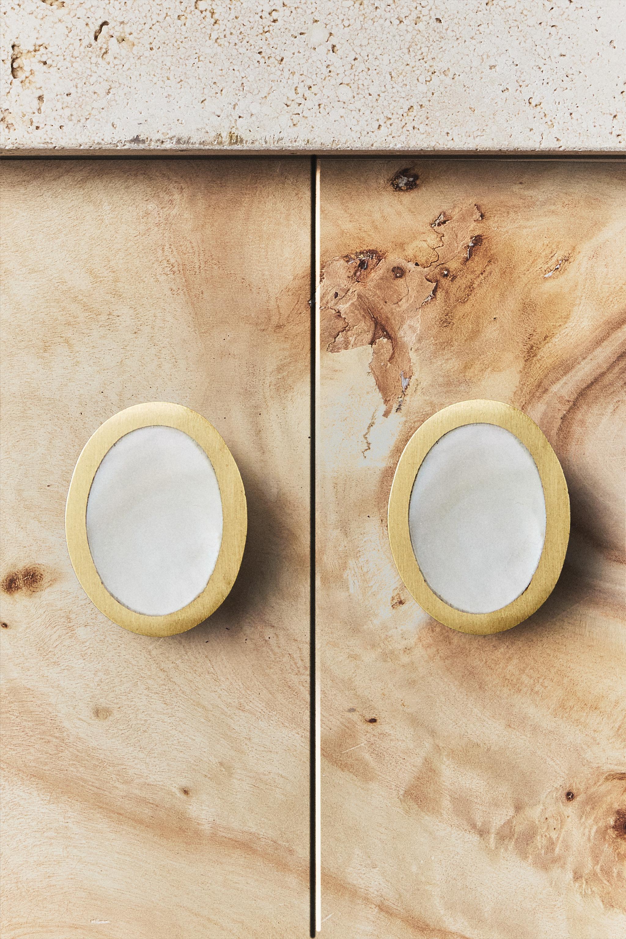 OVAL MOTHER-OF-PEARL KNOBS (PACK OF 2) — Light beige