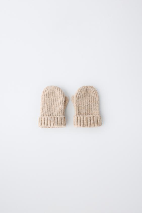 PLAIN KNIT MITTENS - Sand by Zara - Image 0