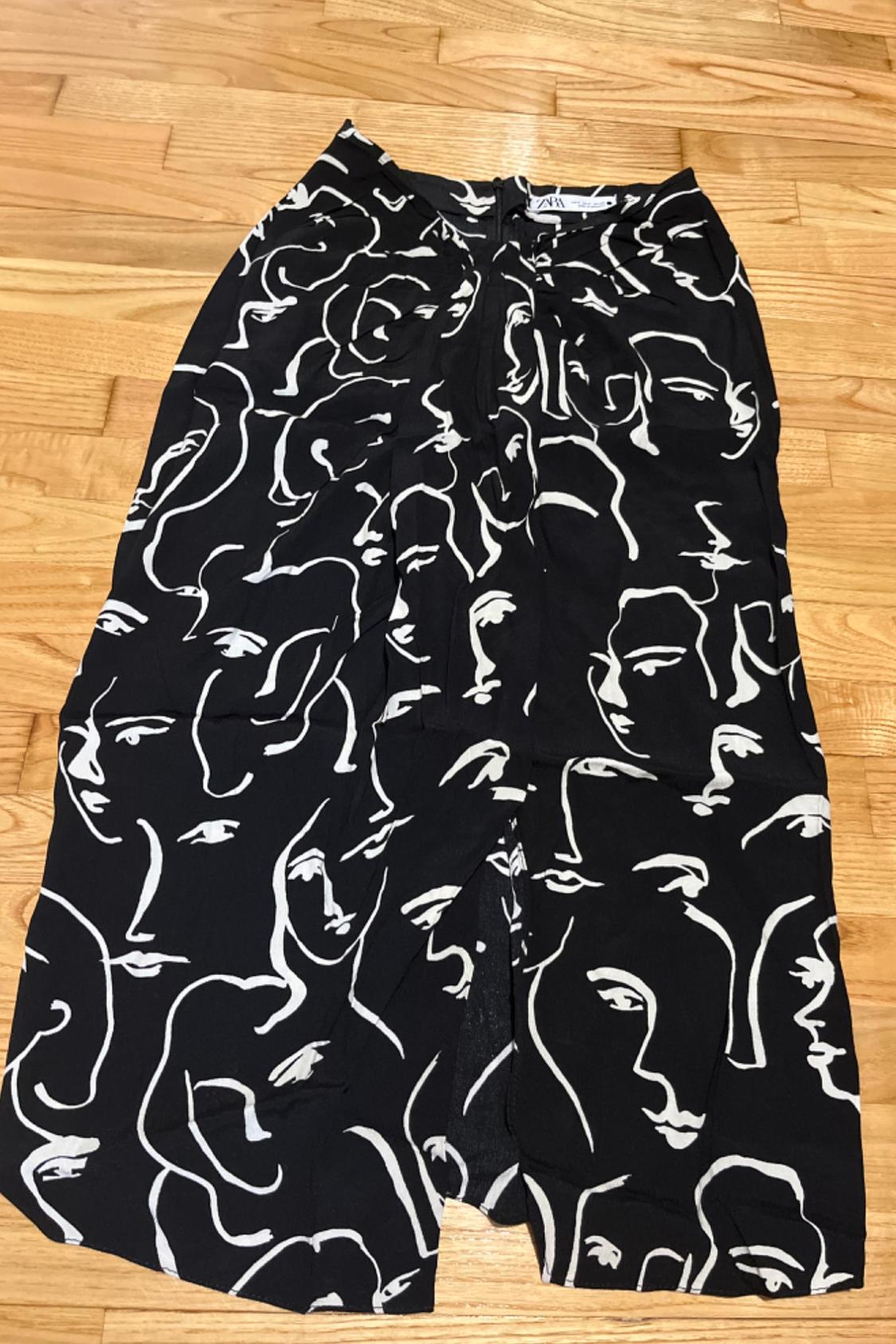 PRINTED SKIRT WITH KNOT - Image 3