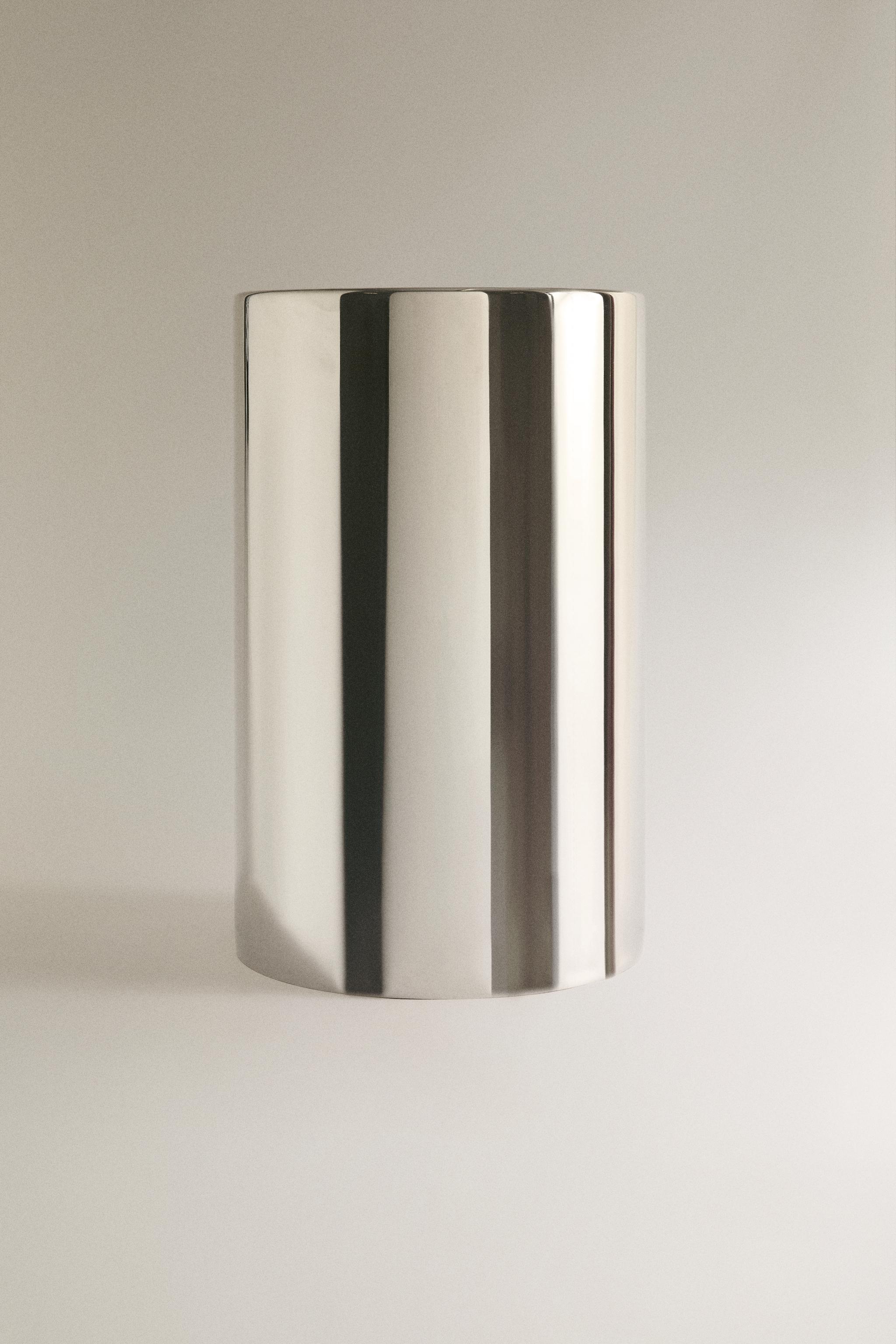 CYLINDRICAL METAL WASTEPAPER BASKET