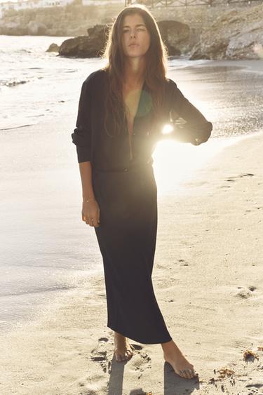 АТЛАСНАЯ ЮБКА МИДИ — ЧЕРНЫЙ от Zara