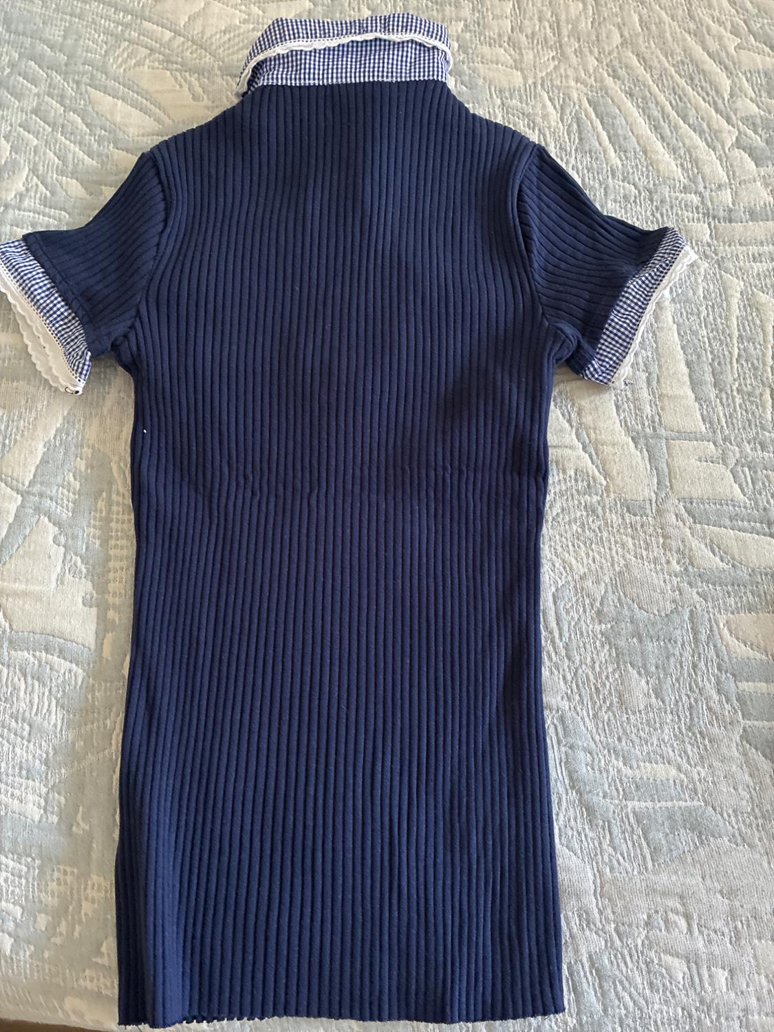 CAMISETA CANALÉ CON ADORNO VICHY EN CUELLO Y MANGAS. CUELLO PICO - Image 2