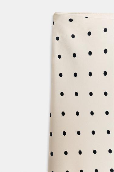 JUPE SATINÉE ASYMÉTRIQUE À POIS - Écru / Noir de Zara - Image 9