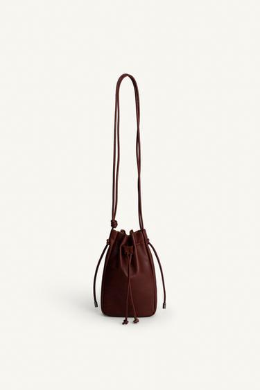 SAC BANDOULIÈRE EN CUIR - Marron de Zara