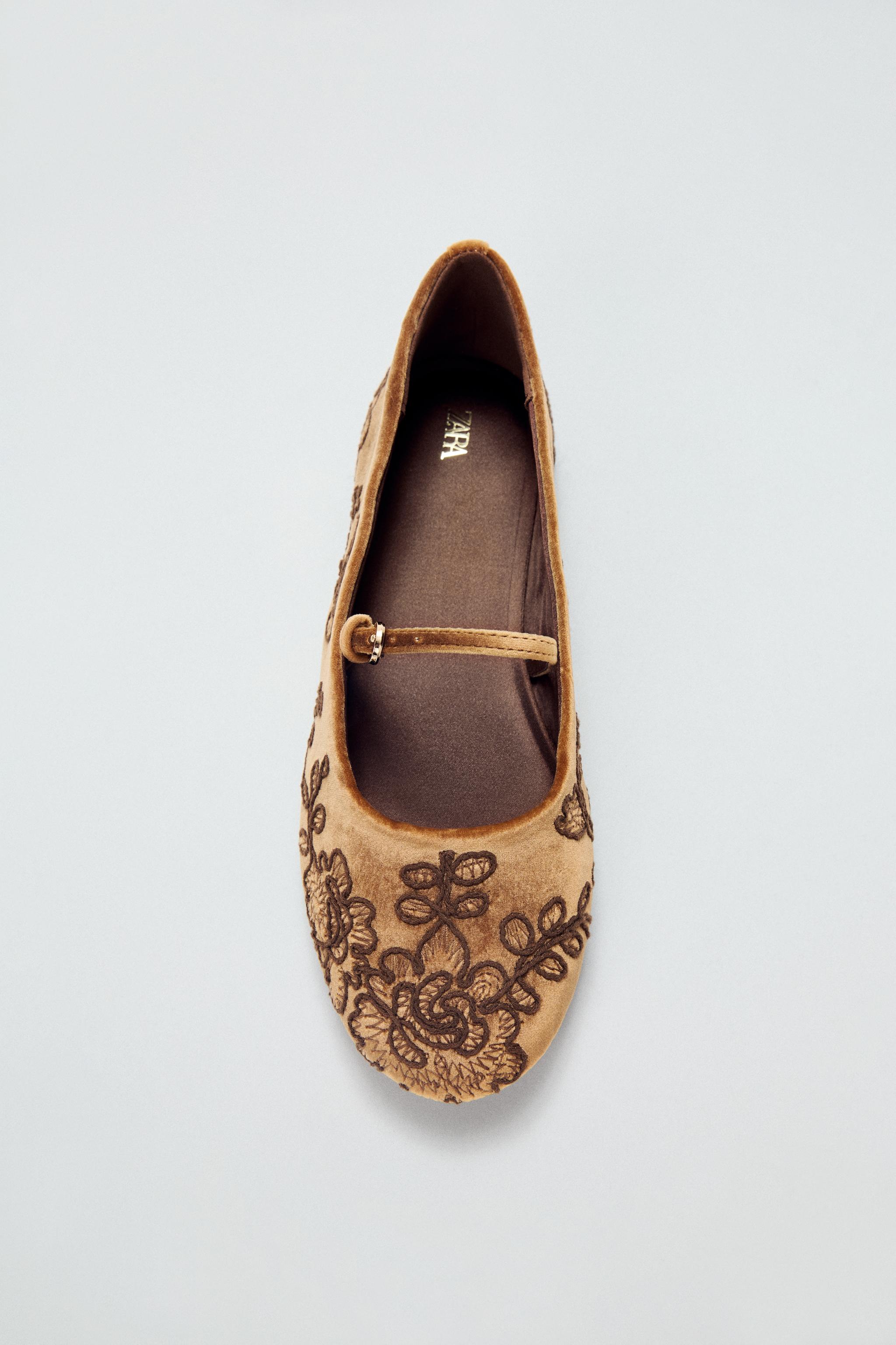 【新品】ZARA スタッズ レザーフラットシューズ26cm 大きいサイズ m47854051142_1.jpg?1731305212