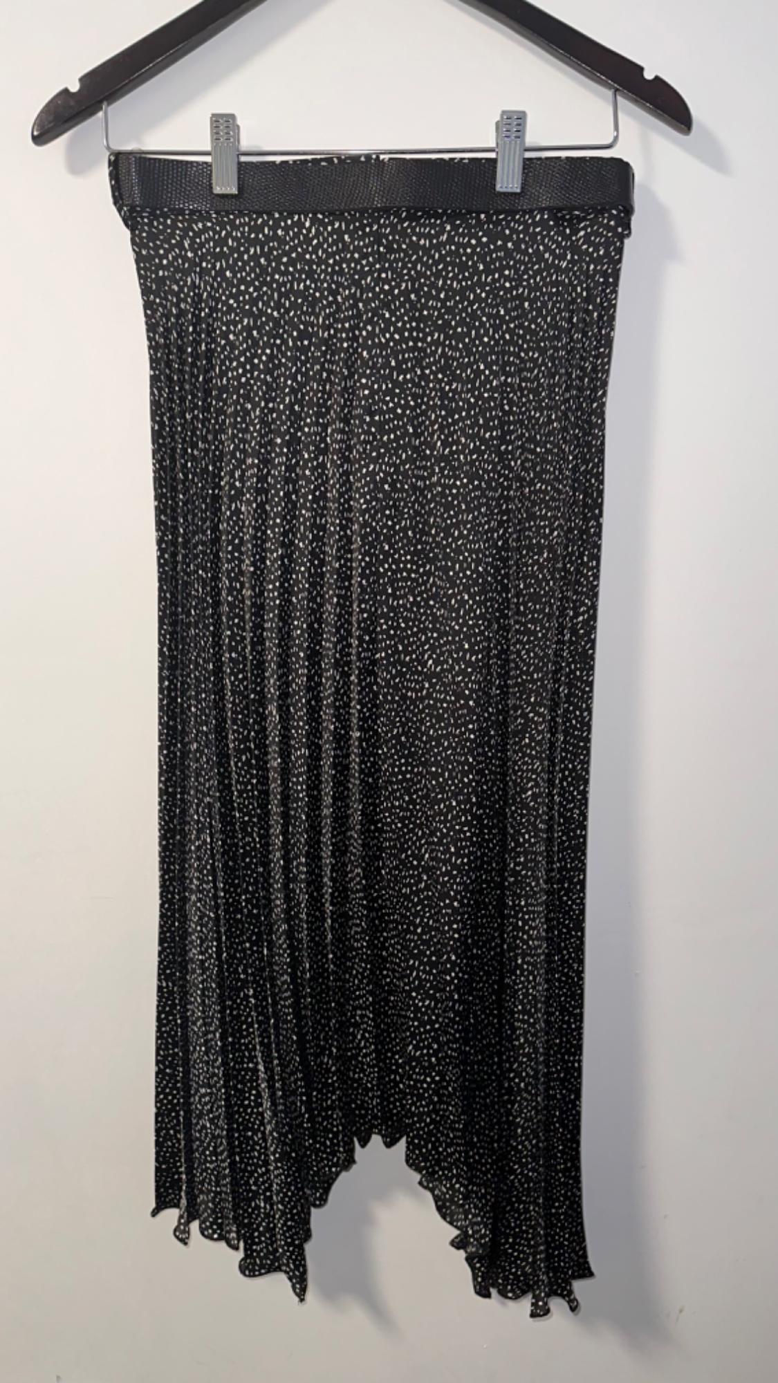 PLEATED SKIRT WITH BELT - Image 2