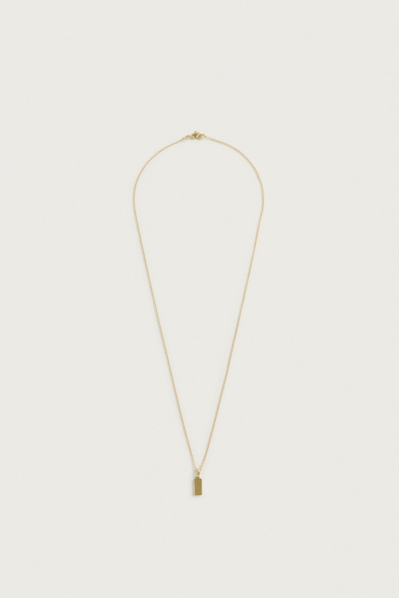 PLATE PENDANT CHAIN — Golden