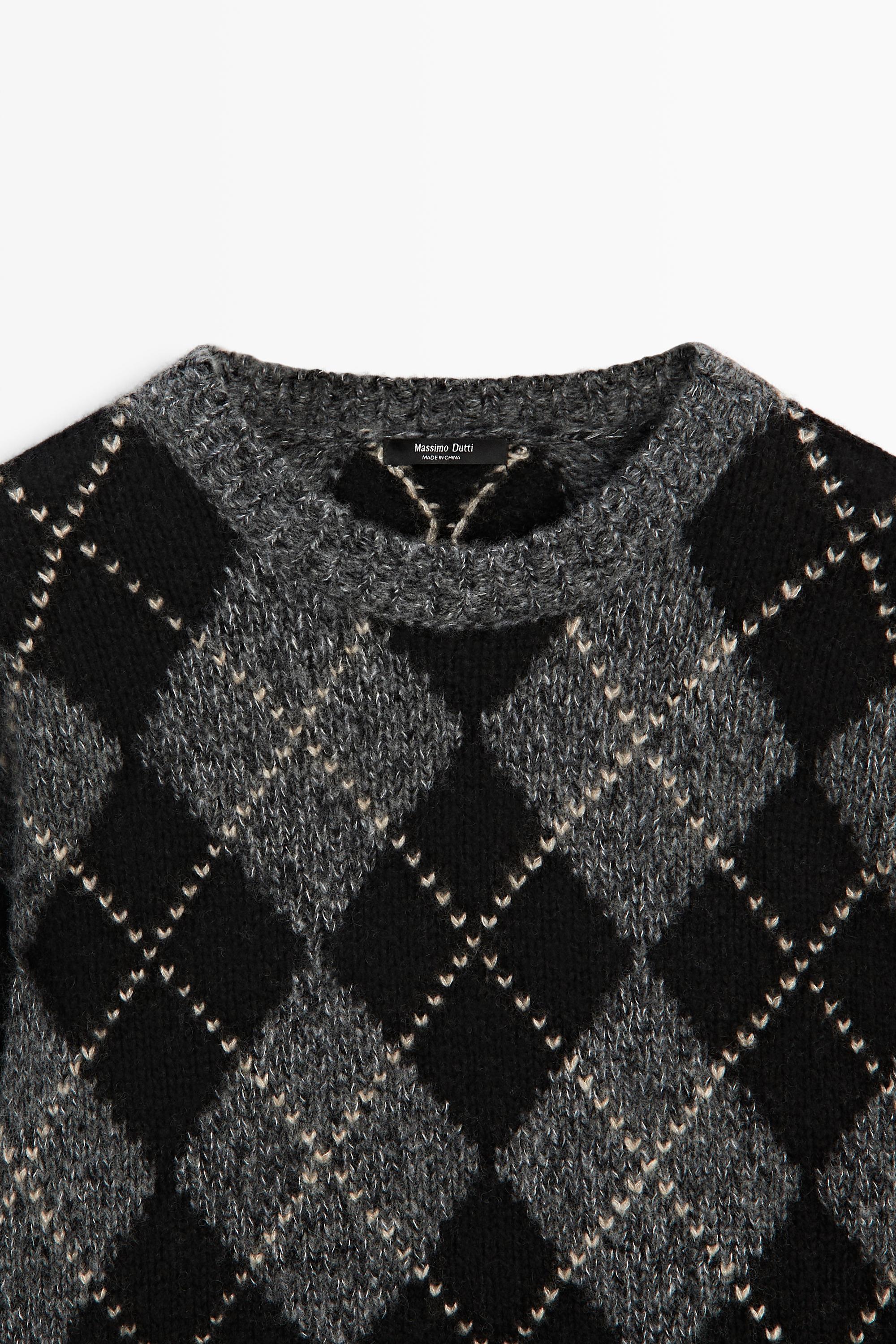 Pull en maille à motif losanges et cachemire
