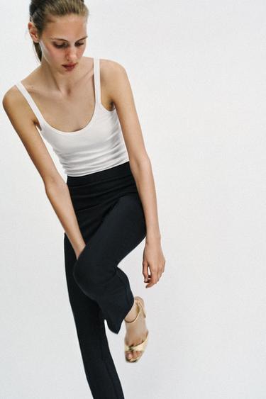 SANDALIA ACHAROLADA TACÓN - Oro de Zara