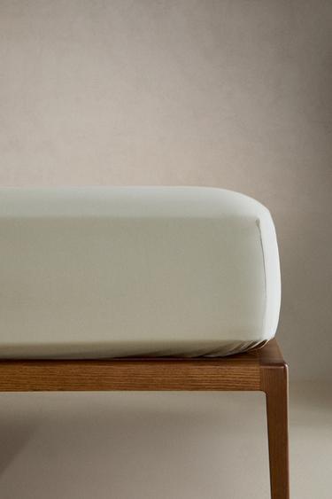 PERCALE FITTED SHEET | 30 CM HIGH (200 THREAD COUNT) - Mid-green by Zara