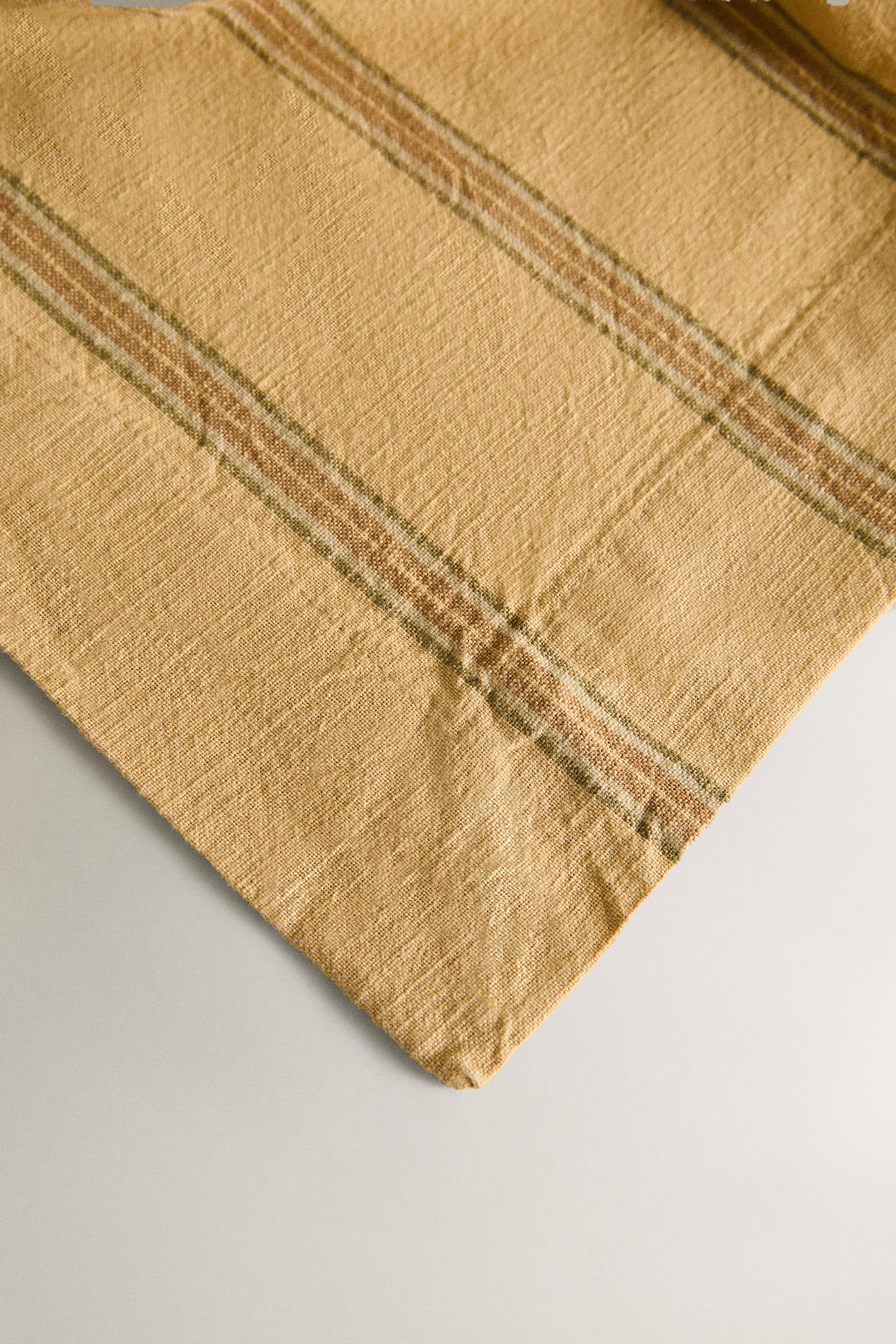 DYED THREAD STRIPED TABLECLOTH