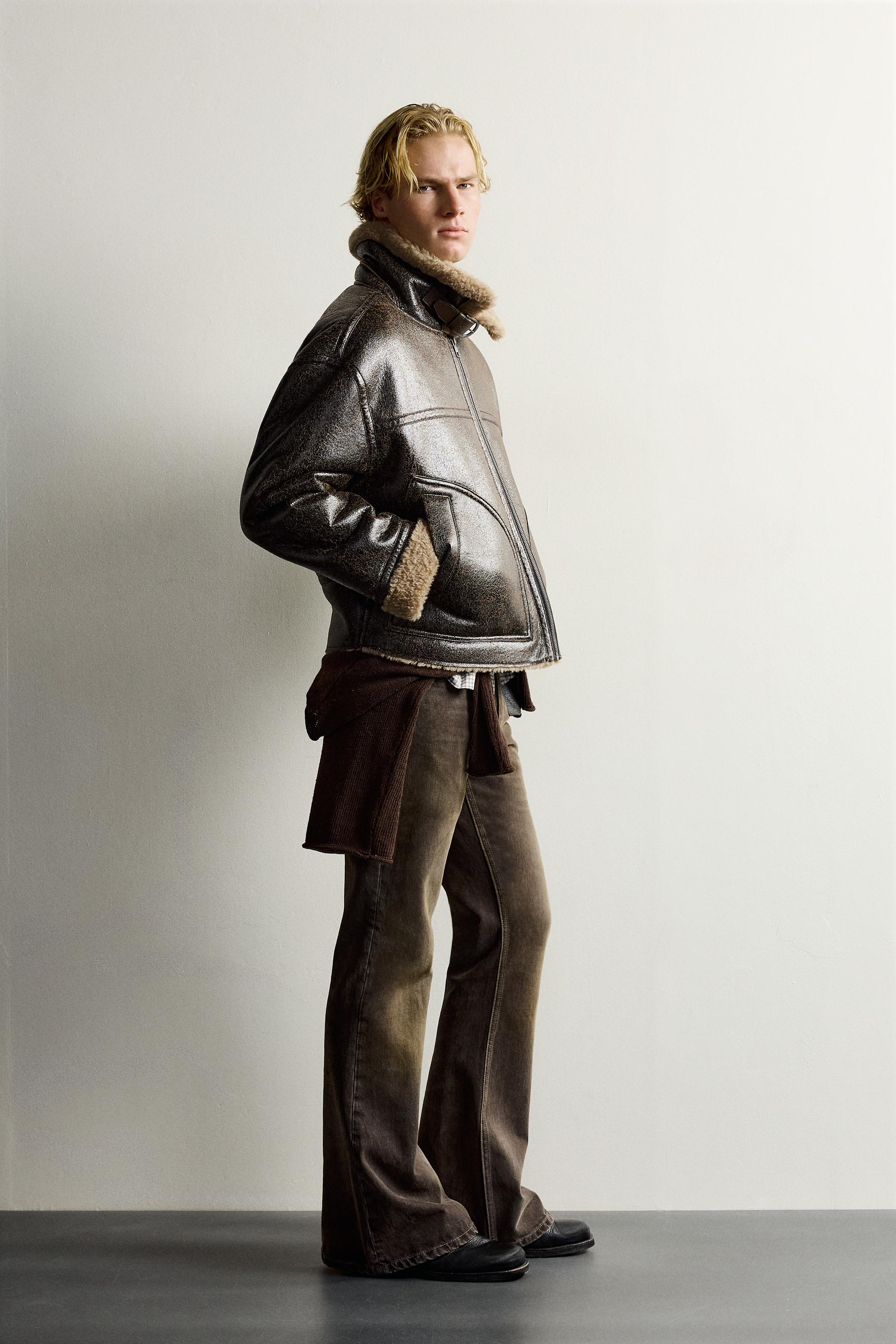 BLOUSON COUPE DÉCONTRACTÉE EN MATIÈRE SYNTHÉTIQUE