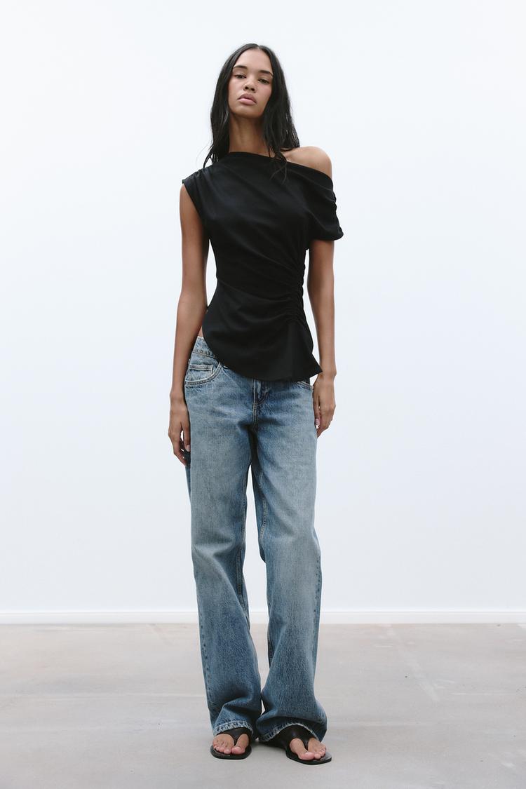 アシンメトリーラッフルトップス - ブラック | ZARA Japan / 日本