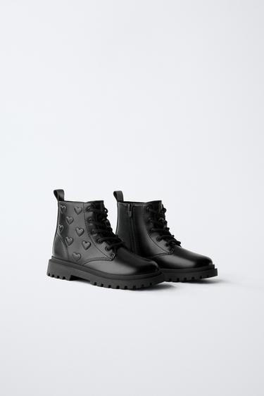 BOTA CORAZONES - Negro de Zara
