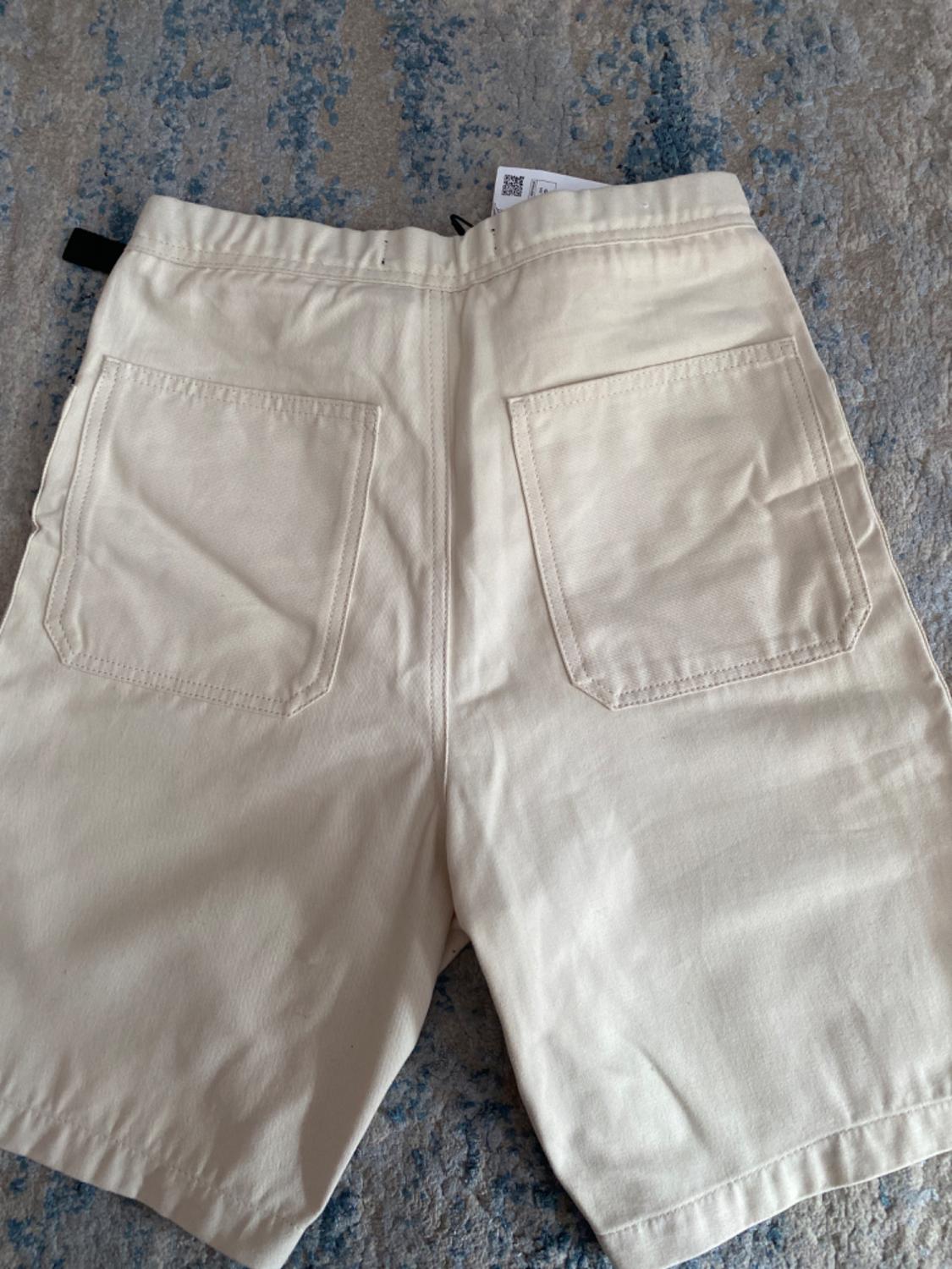 BERMUDA SHORTS WITH CONTRAST BELT - Image 2