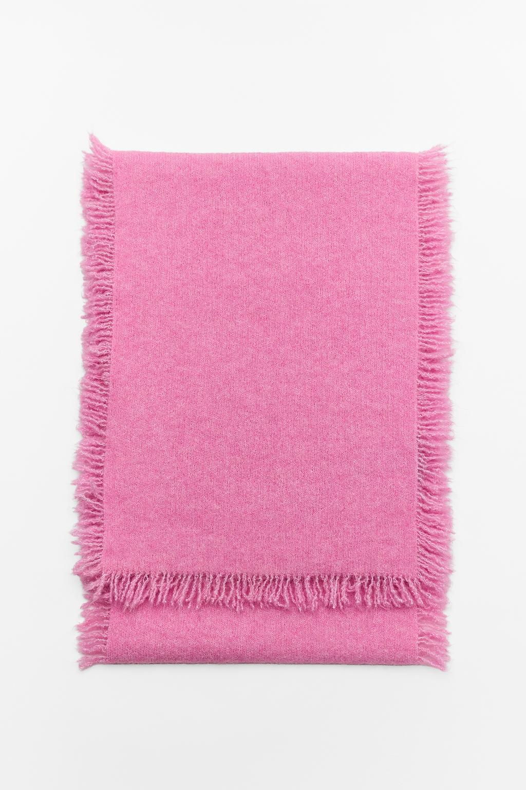 FRINGED KNIT SCARF