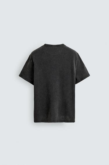 T-SHIRT EN MAILLE IMPRIMÉ DÉLAVÉ - Noir de Zara - Image 7