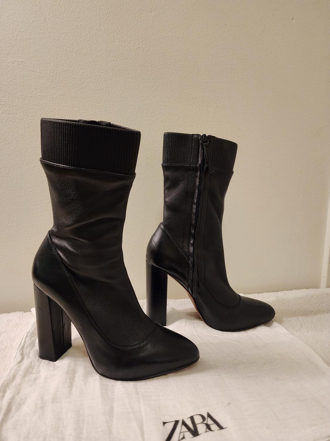BLACK SOCKS ANKLE HIGH HEEL BOOTS - Image 3
