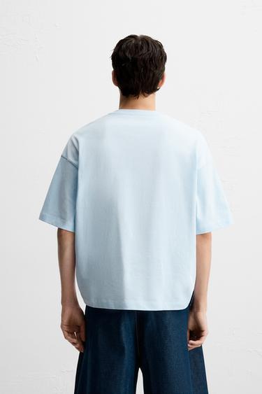 T-SHIRT PIÈCE VELOURS BOUCLÉ - Bleu ciel de Zara - Image 2