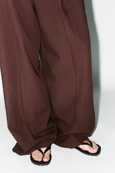 SANDALES EN CUIR À SEMELLE ÉLASTIQUE - Noir de Zara - Image 1