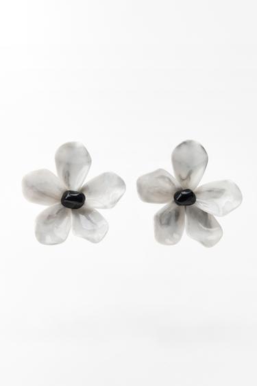 VELKÉ NÁUŠNICE KYTKA Z PRYSKYŘICE - Vícebarevná od Zara