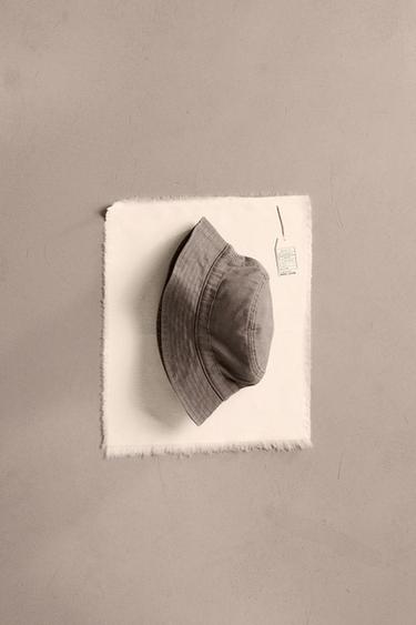 WASHED BUCKET HAT - Dark brown by Zara