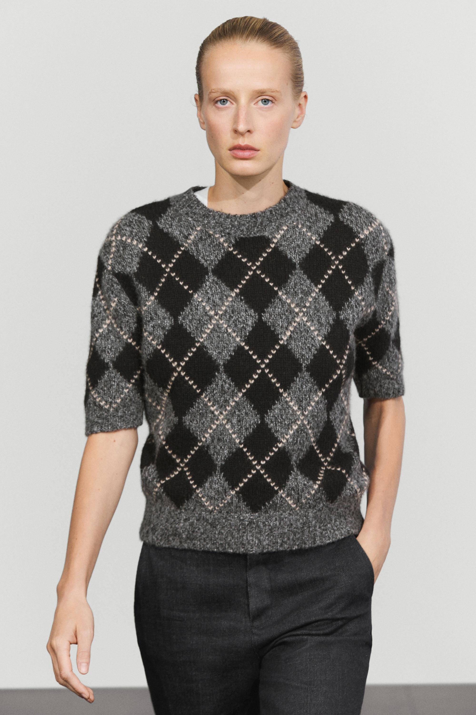Cashmere-blend short sleeve argyle knit sweater