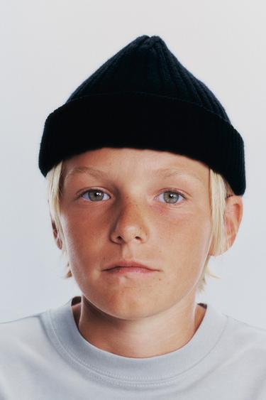 CHUNKY KNIT BEANIE - Black by Zara