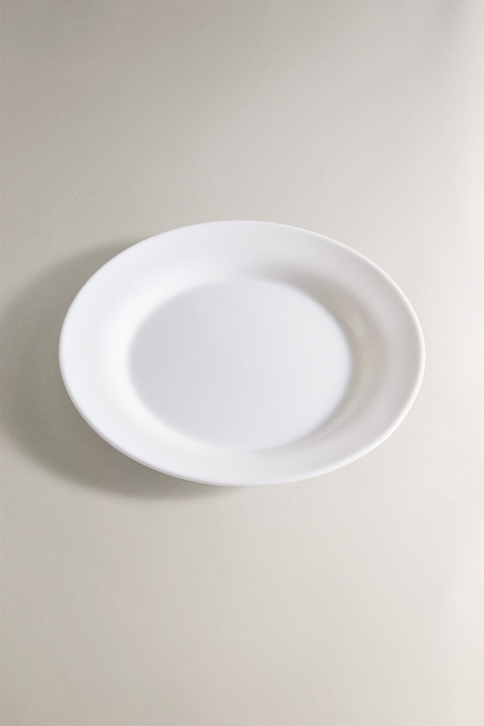 WHITE GLASS DESSERT PLATE