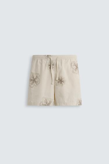 Zara FLORAL EMBROIDERED SHORTS - Light beige