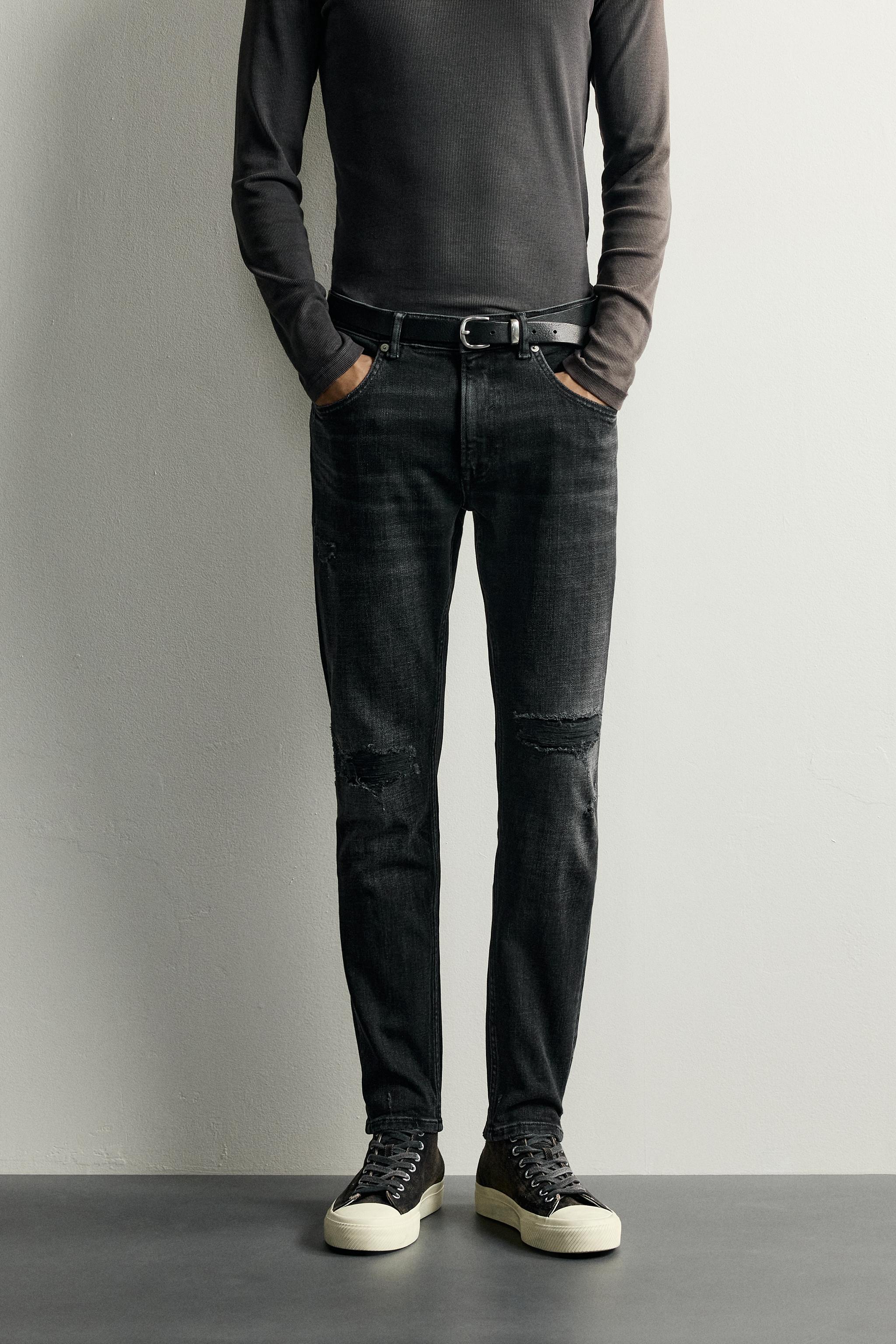 DISTRESSED SKINNY FIT JEANS